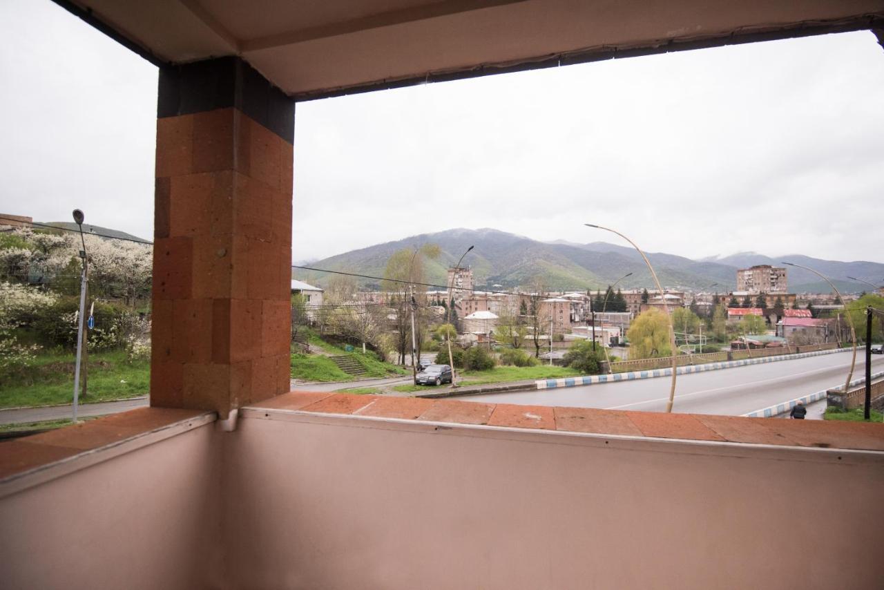 Baron Hotel Vanadzor Bagian luar foto